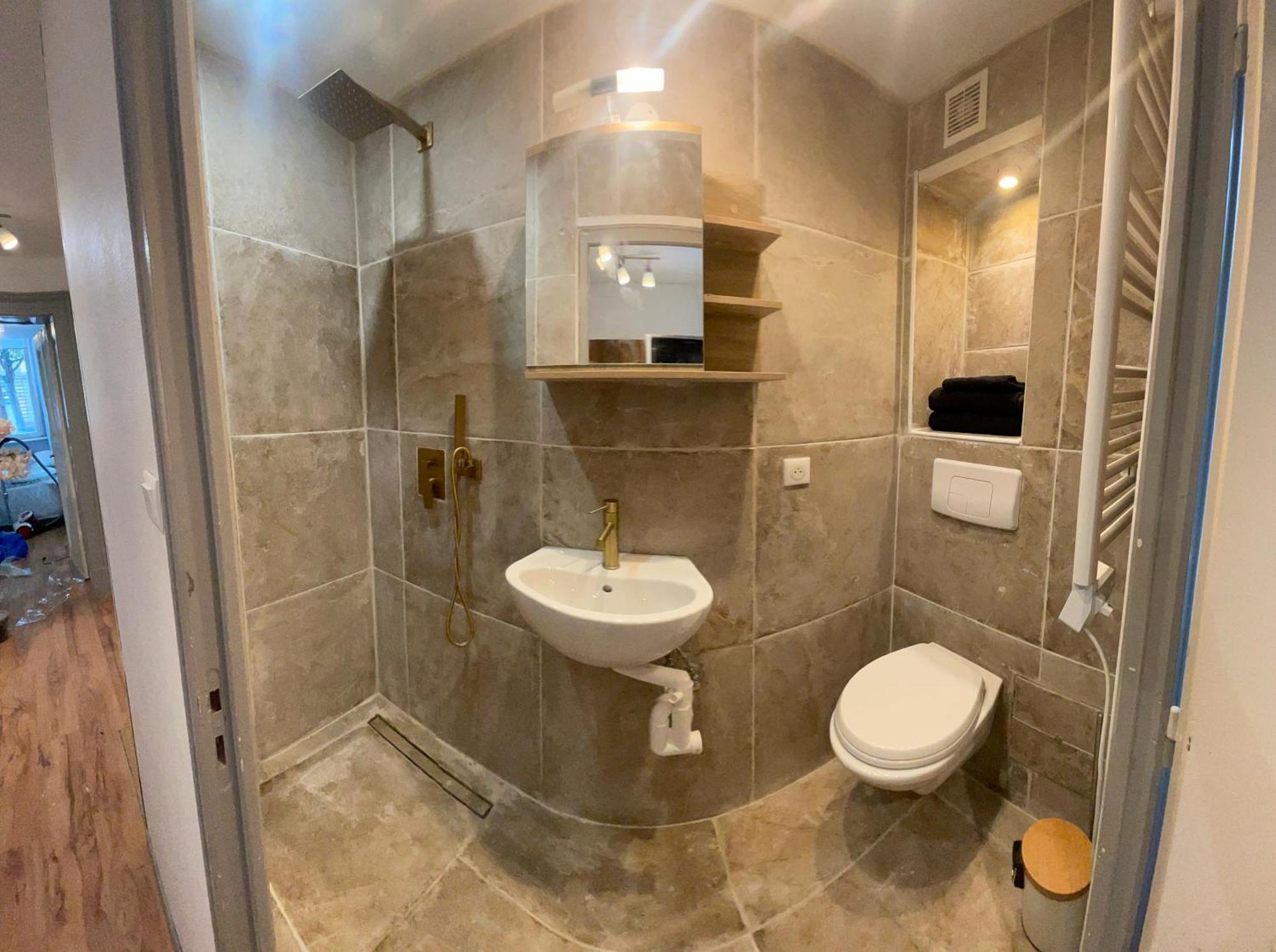 Strasbourg Petit Cocon Emplacement Ideal Centre Ville, Place De Pierre Rdc 25M2 Ngoại thất bức ảnh